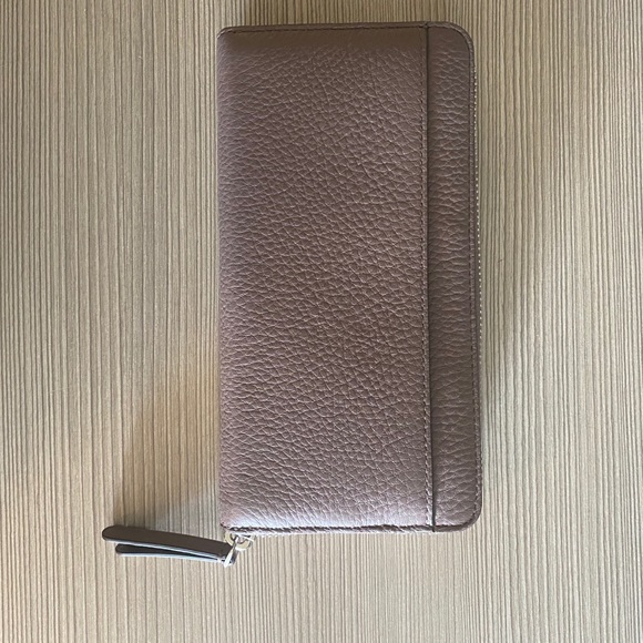 Kate Spade wallet - Picture 2 of 3